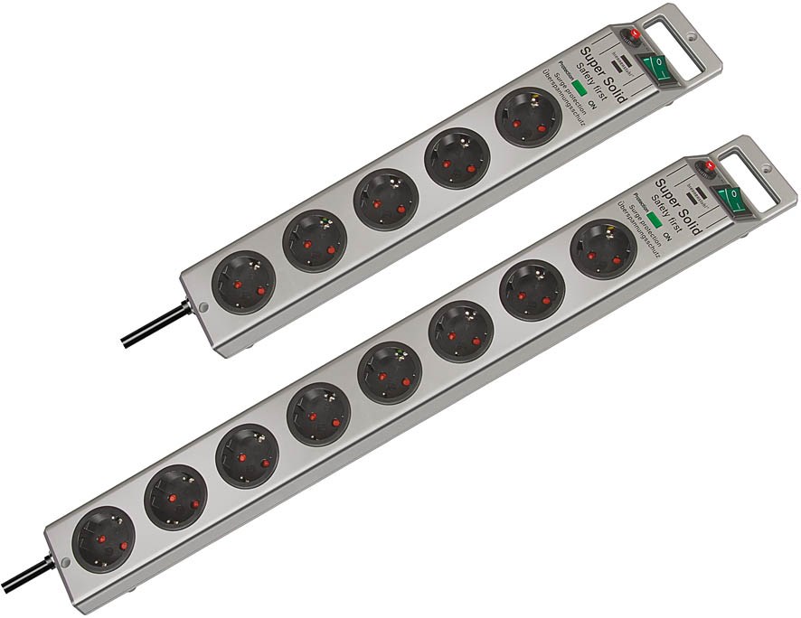 Brennenstuhl Super-Solid Surge Protection 4.500 A Srebrny 8 x gniazdo sieciowe 2,5 m