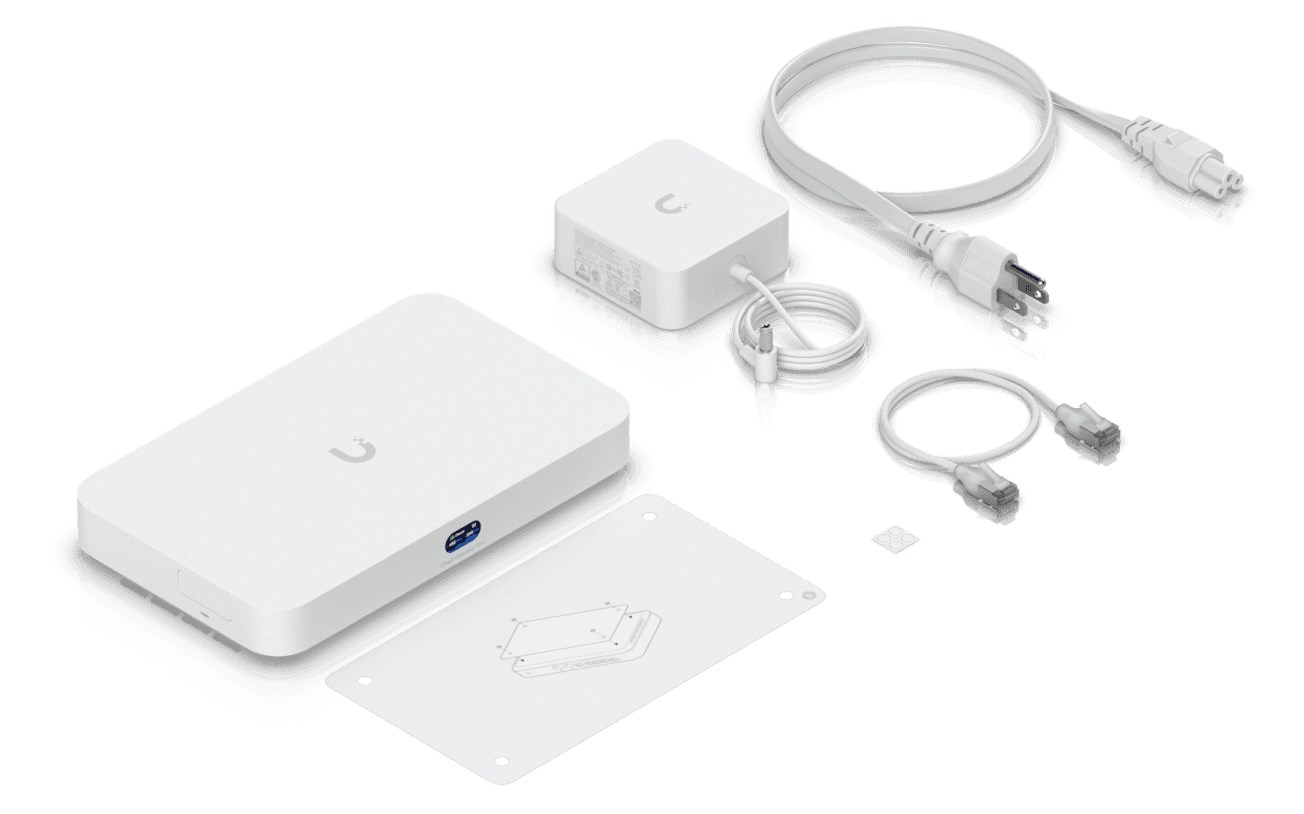 Router (Gateway), Kontroler UniFi, NVR, Switch Ubiquiti UniFi (UCG-Fiber-EU)